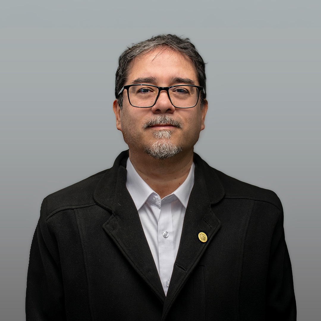 Foto de Sergio Zapata Secretario de Posgrado y Relaciones Internacionales