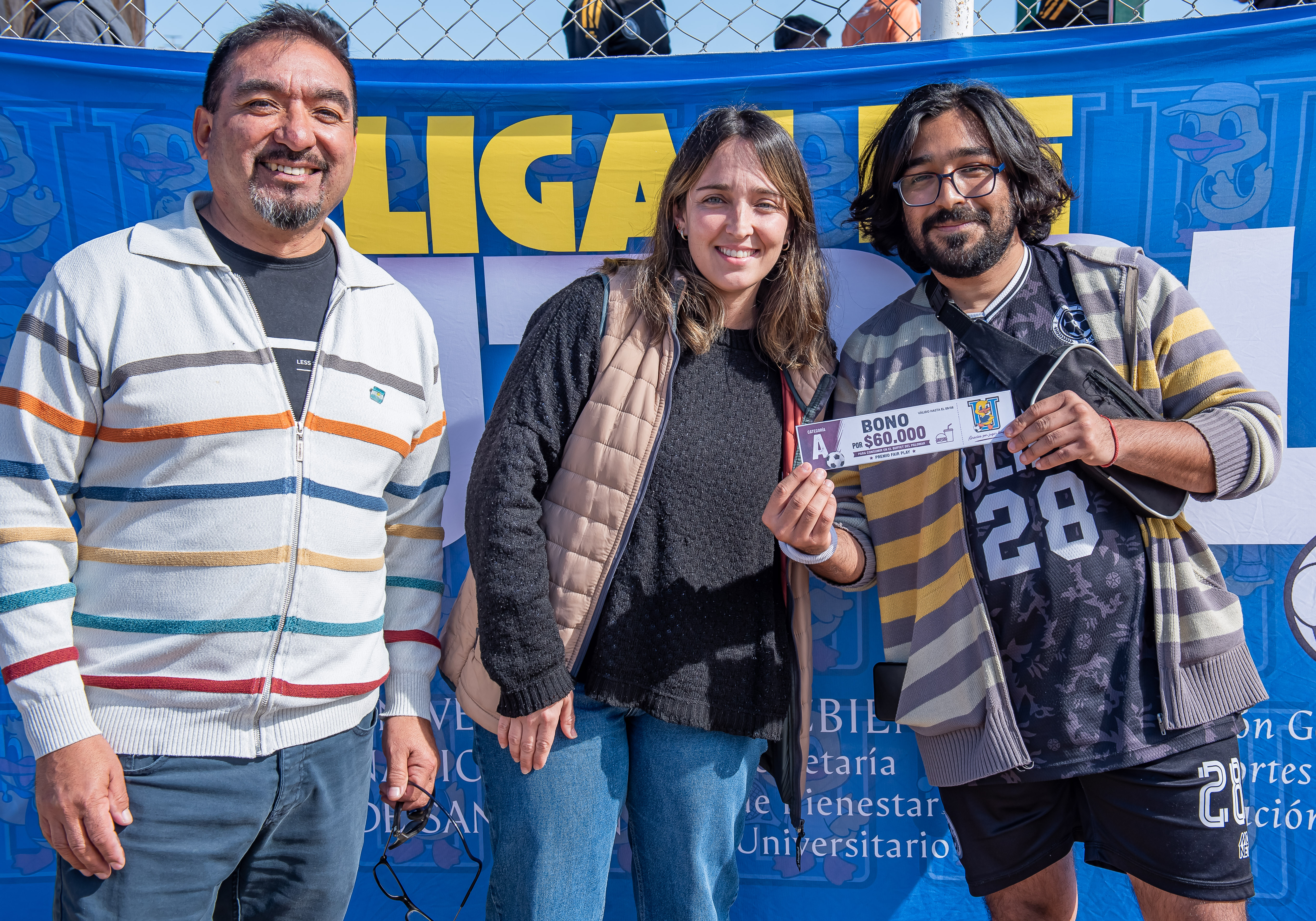 Jorge Riveros, Agostina Rochetti y Juan Oropel -Eclipse FC-.
