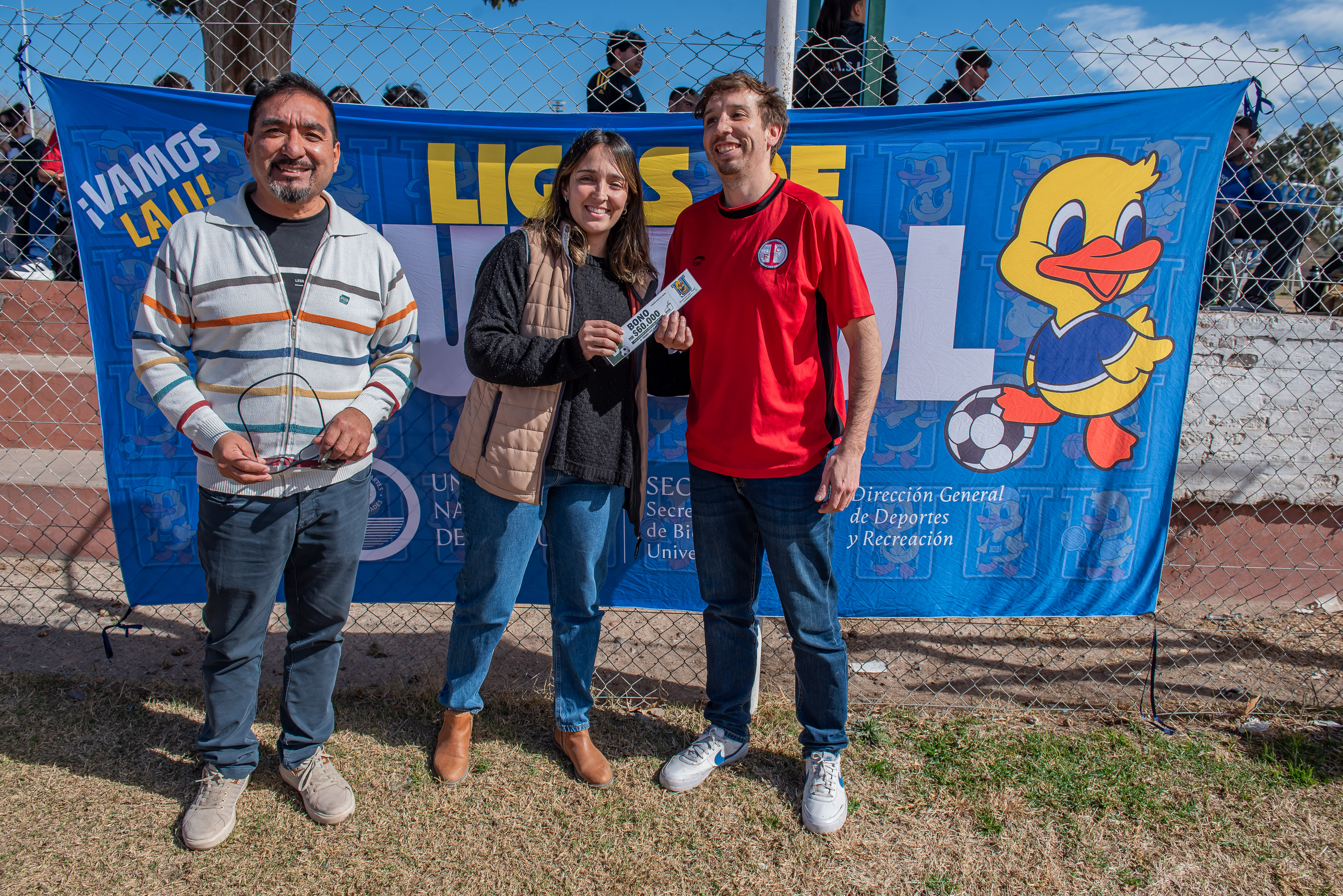 Guillermo Albornoz recibe el reconocimiento de Inter